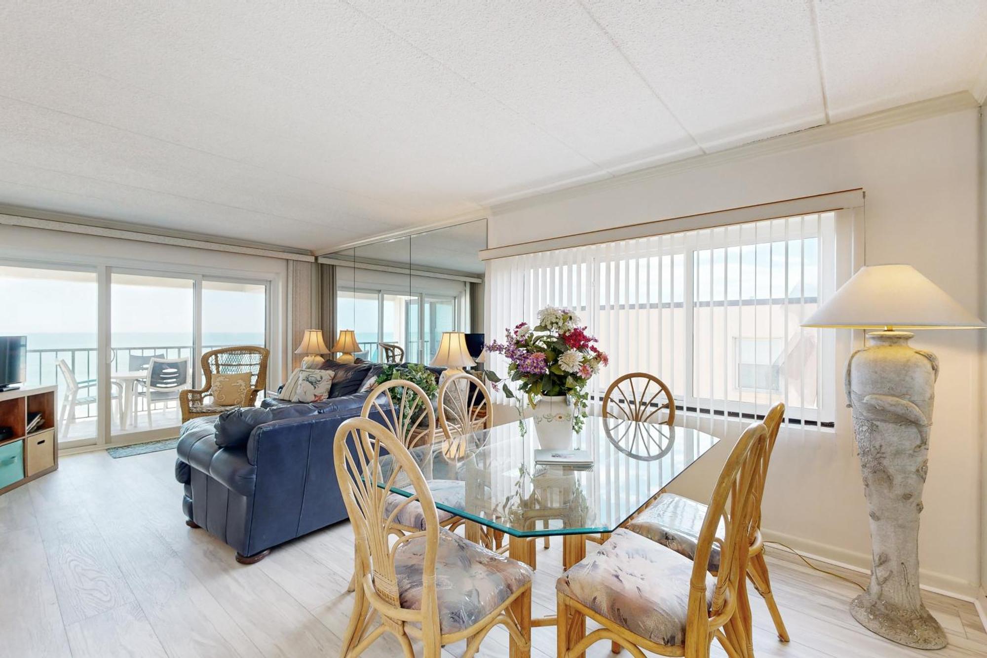 Waikiki Condos オーシャン・シティ 部屋 写真