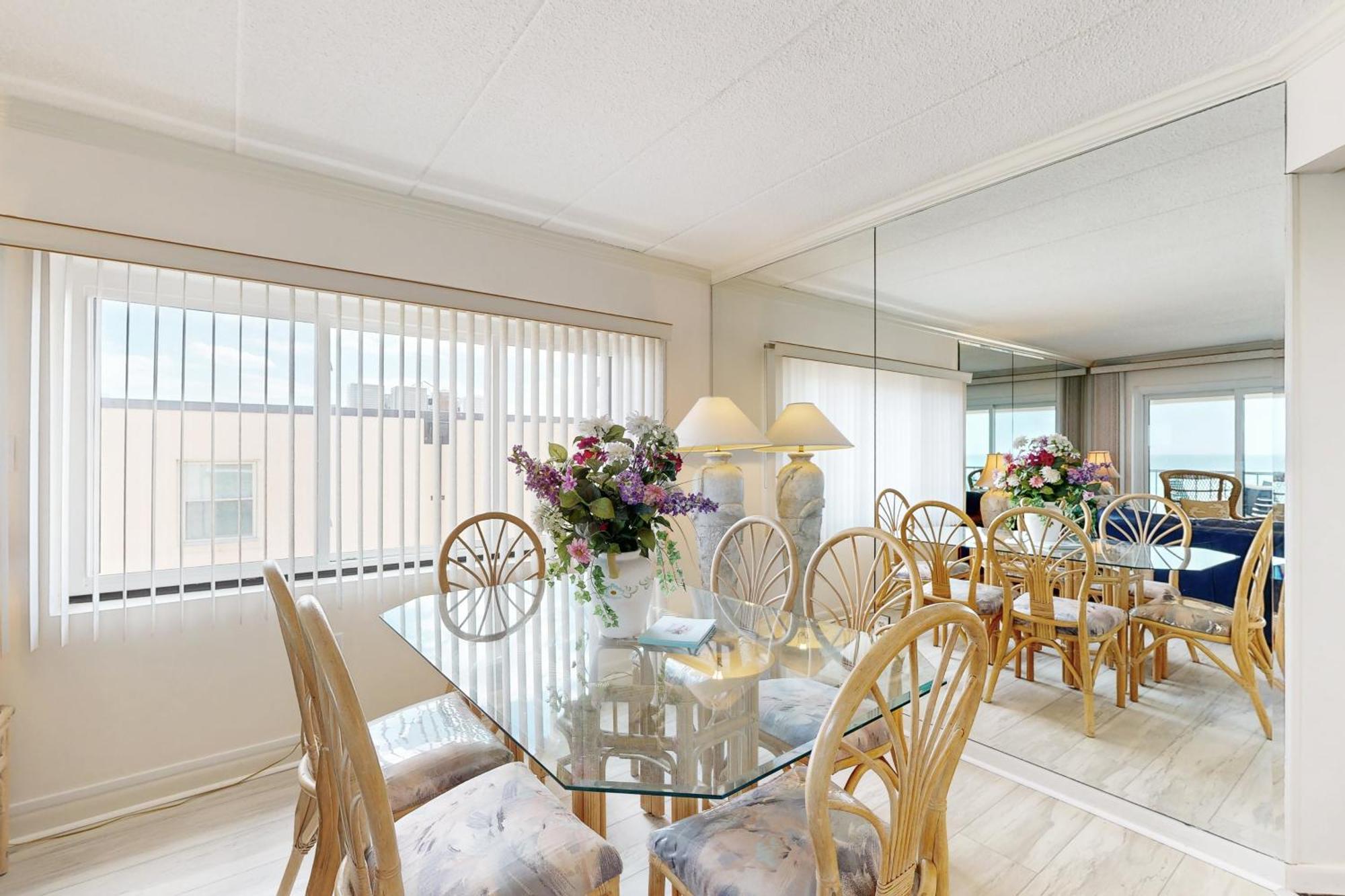 Waikiki Condos オーシャン・シティ 部屋 写真